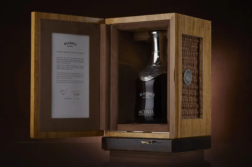 Packaging Premium 1 diseno packaging botella caja blandys thewinemakersselection 03 848x565 1